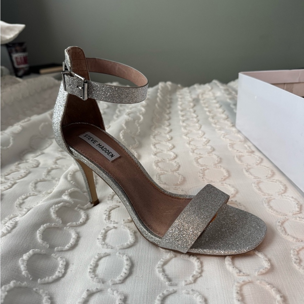 Steve Madden Silver Glitter Women's Heels